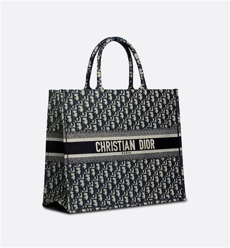 sac à dos christian dior|Christian Dior book tote price.